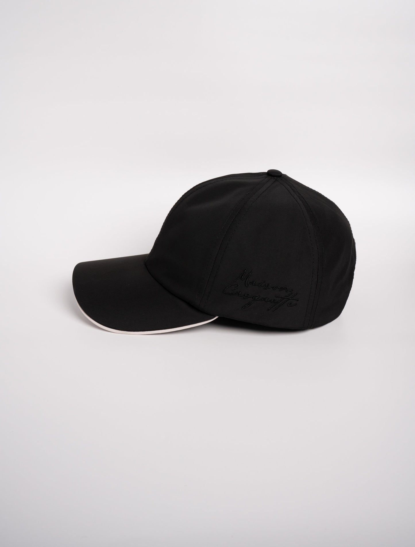 Onyx Black Cap