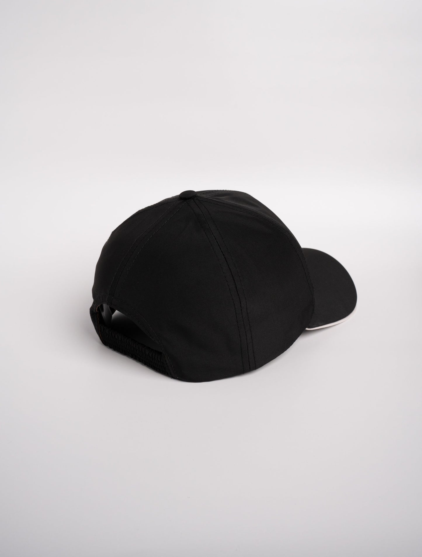 Onyx Black Cap
